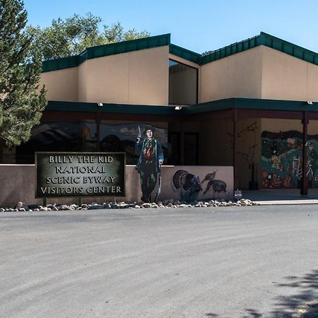 Apache Village 10, King Studio, Midtown, Sleeps 2 Ruidoso Bagian luar foto
