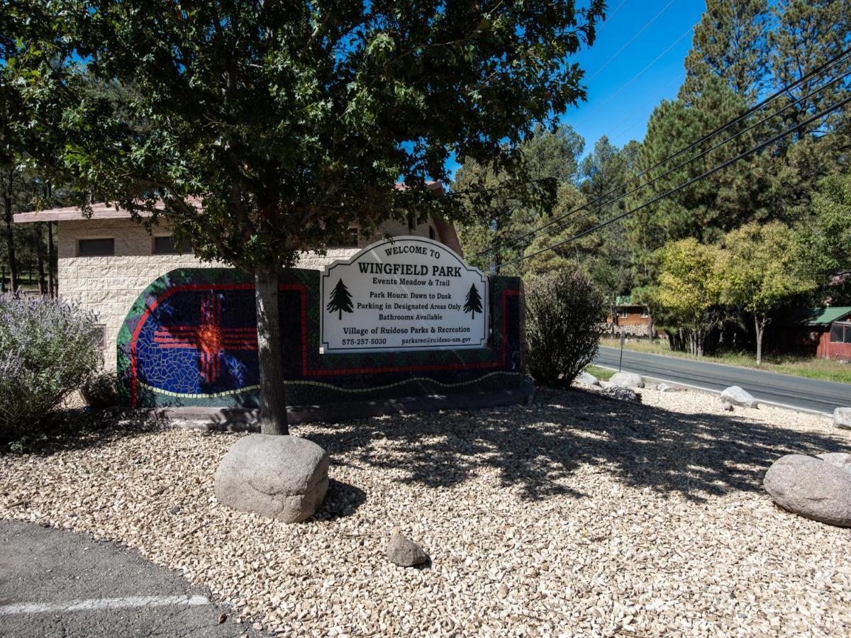 Apache Village 10, King Studio, Midtown, Sleeps 2 Ruidoso Bagian luar foto