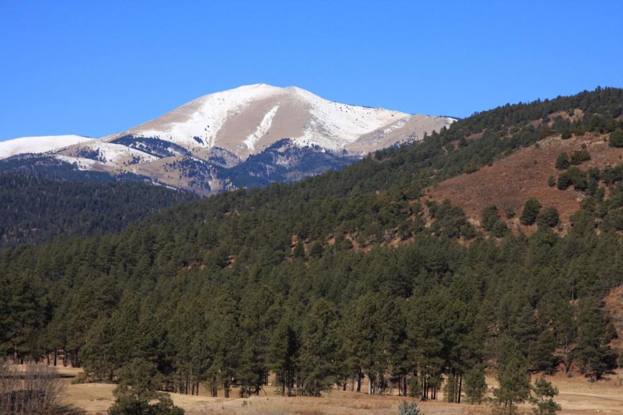 Apache Village 10, King Studio, Midtown, Sleeps 2 Ruidoso Bagian luar foto